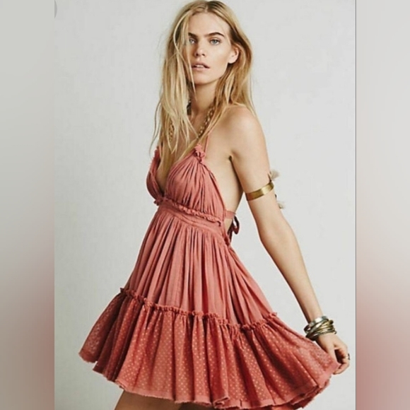 Free People Dresses & Skirts - Free People 100 degree mini dress 🤩